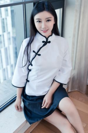 撕掉她的衣服 全光版