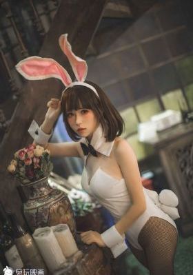 我爱喵星人鞠婧祎